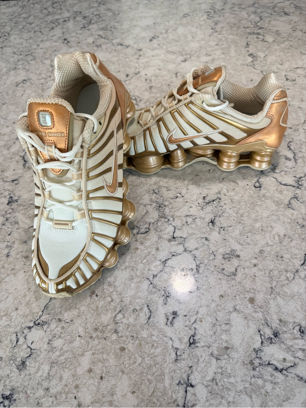 NEW - Nike Women's Size 8 Shox TL (IM7189 113) Copper Running Sneaker Sports